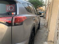 تۆیۆتا ڕاڤ 4